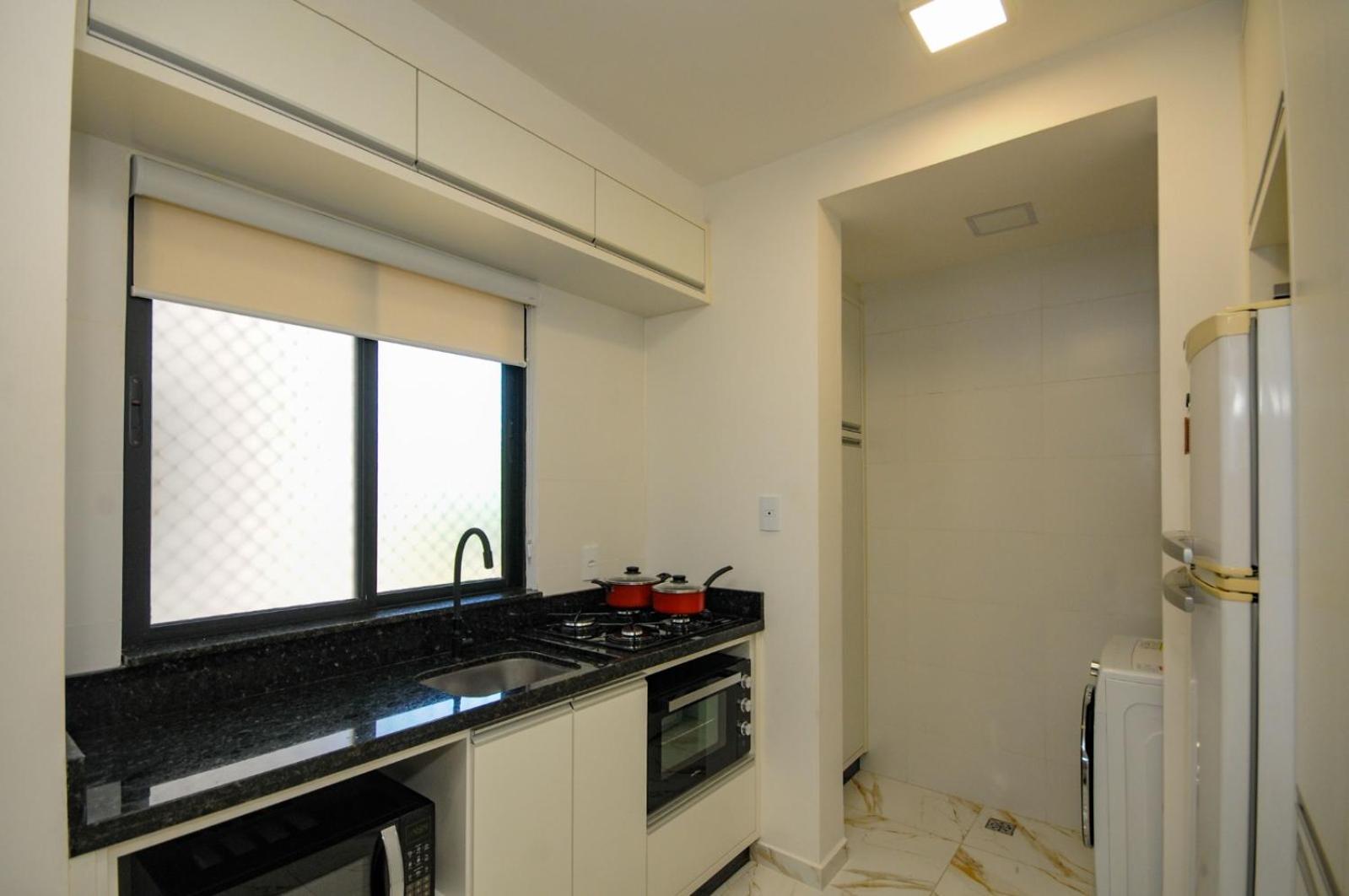 Ape Buffon Apartment