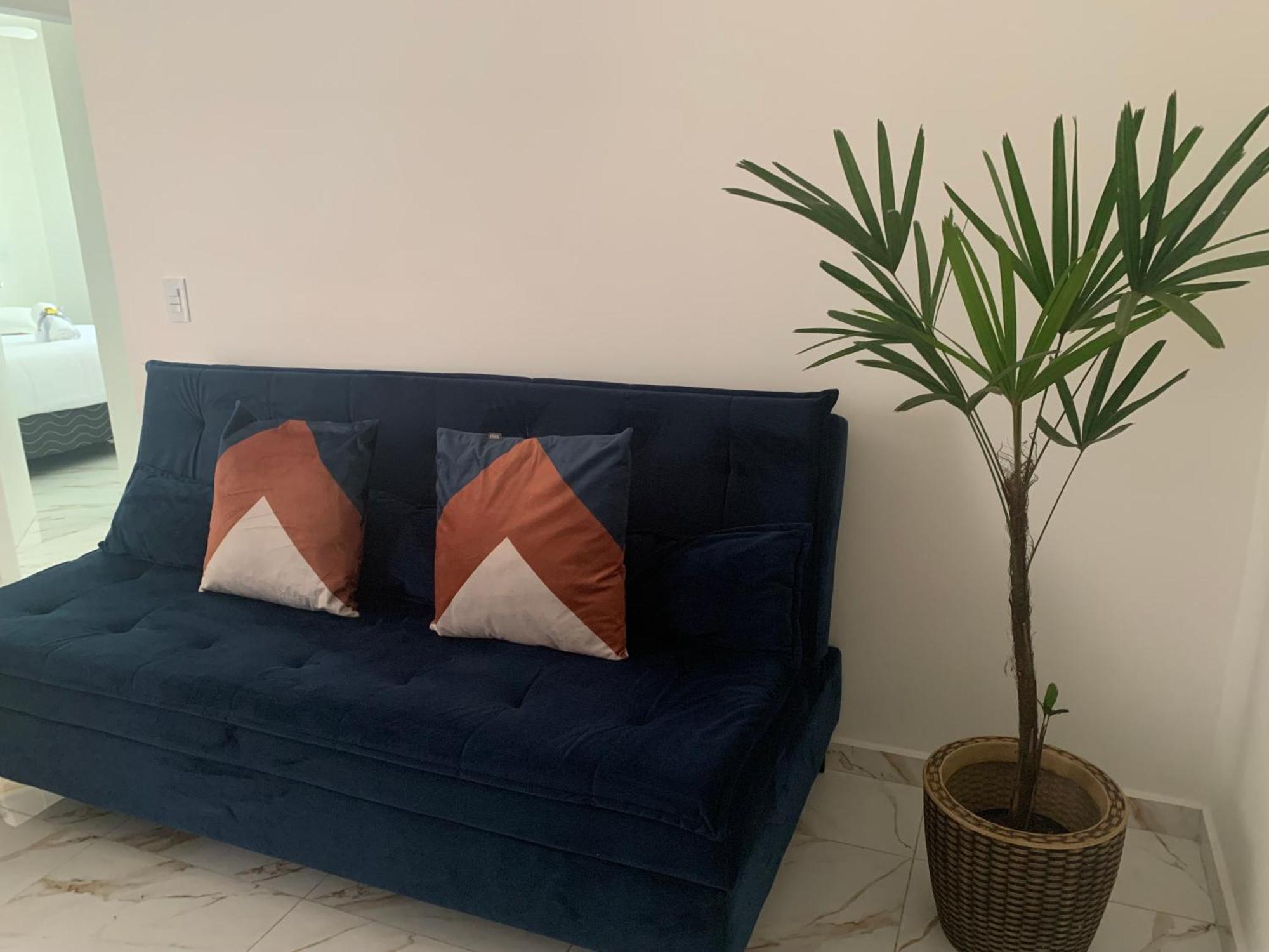 Ape Buffon Apartment